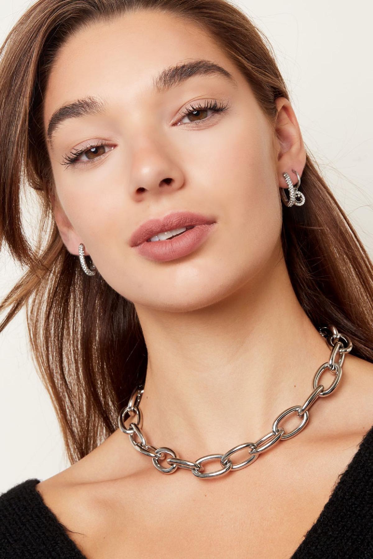 Pendientes oval con circonita Color dorado Acero inoxidable