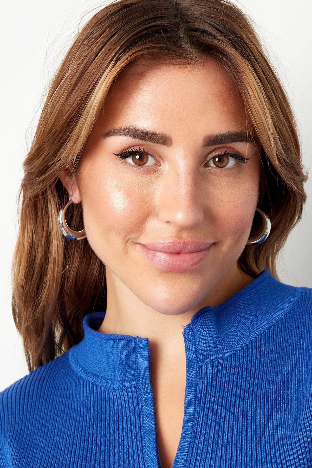 pendientes lindos redondos