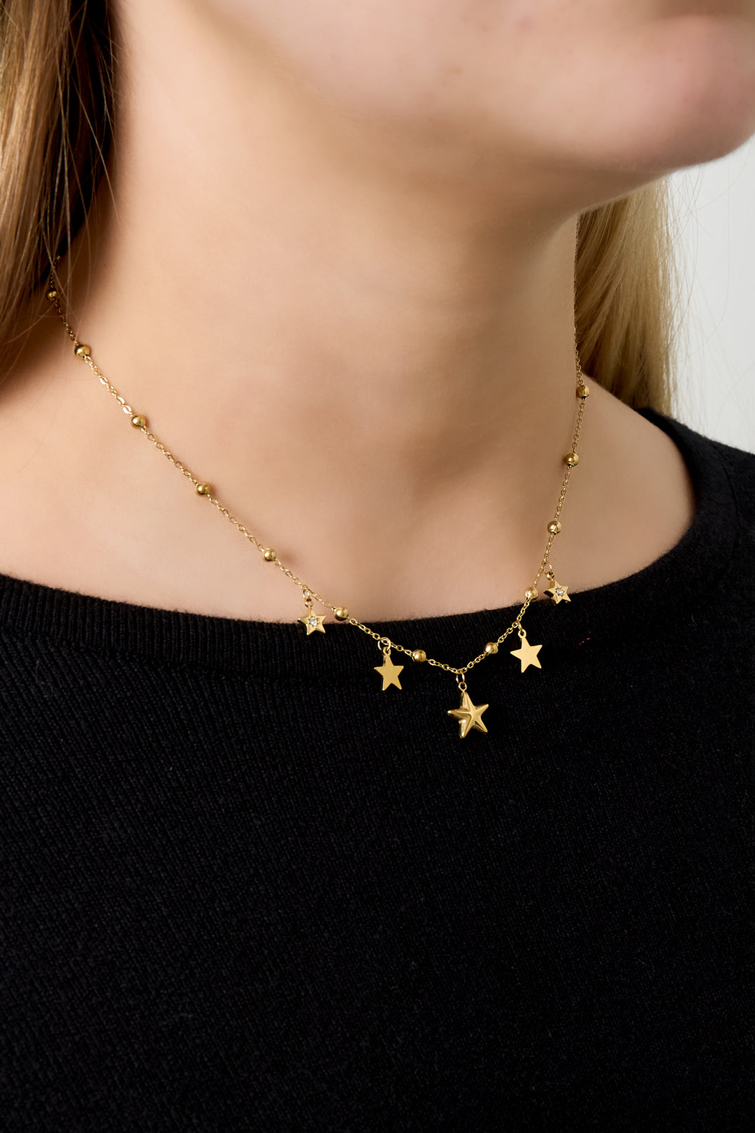 Collar con dijes de luz de estrellas