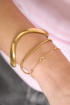 Brazalete de forma orgánica