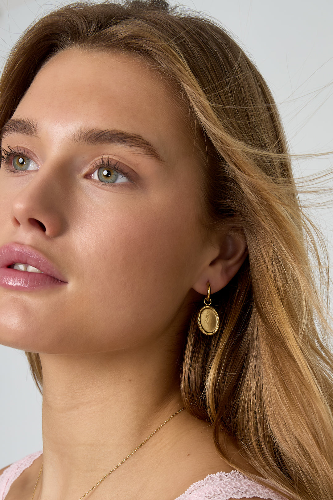 Pendientes de acero inoxidable con flor de tulipán